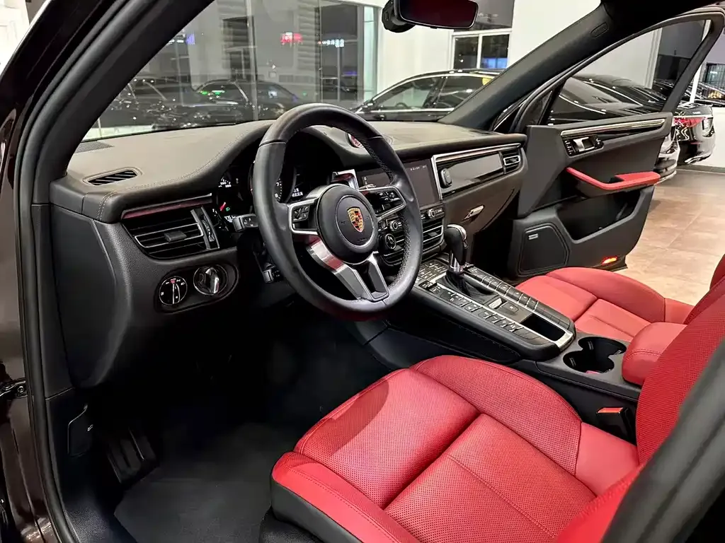 Porsche Macan 2021 из CN, фото 2