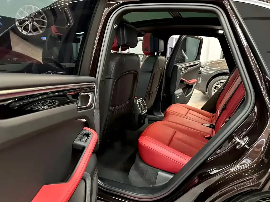 Porsche Macan 2021 из CN, фото 7