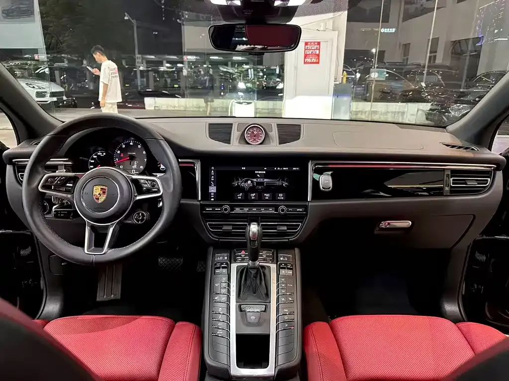 Porsche Macan 2021 из CN, фото 8
