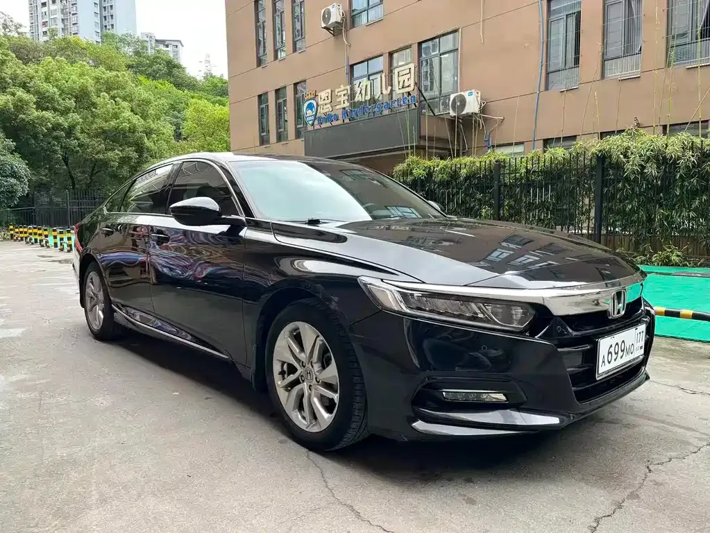Honda Accord 2021 из CN, фото 7