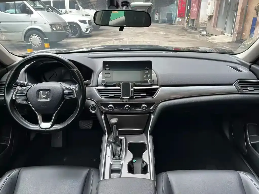 Honda Accord 2021 из CN, фото 2