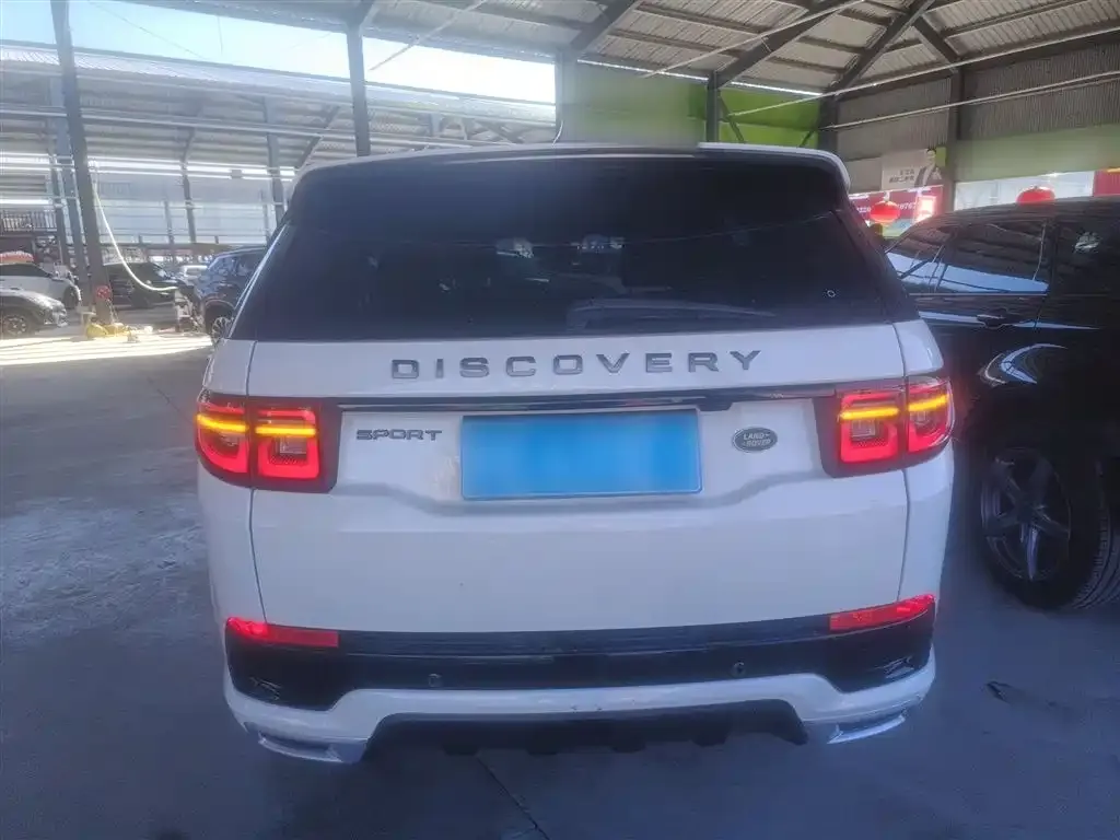 Land Rover Discovery Sport — фото 10