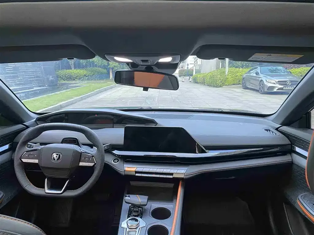 Changan UNI-V 2023 из CN, фото 3