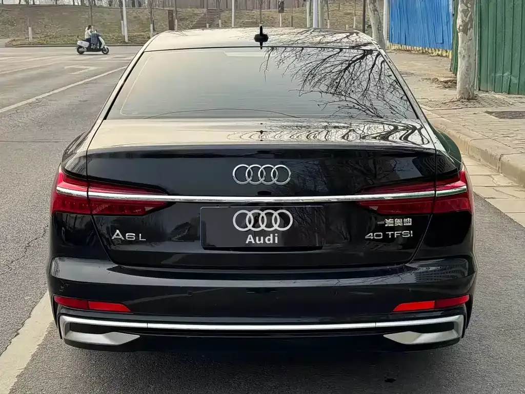 Audi A6L — фото 7