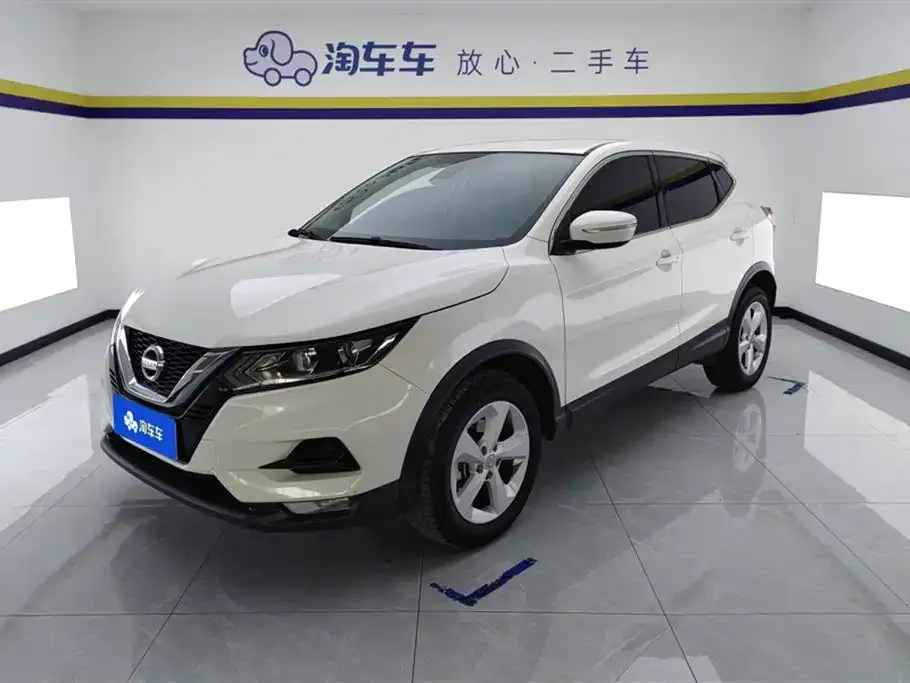 Nissan Qashqai — фото 1