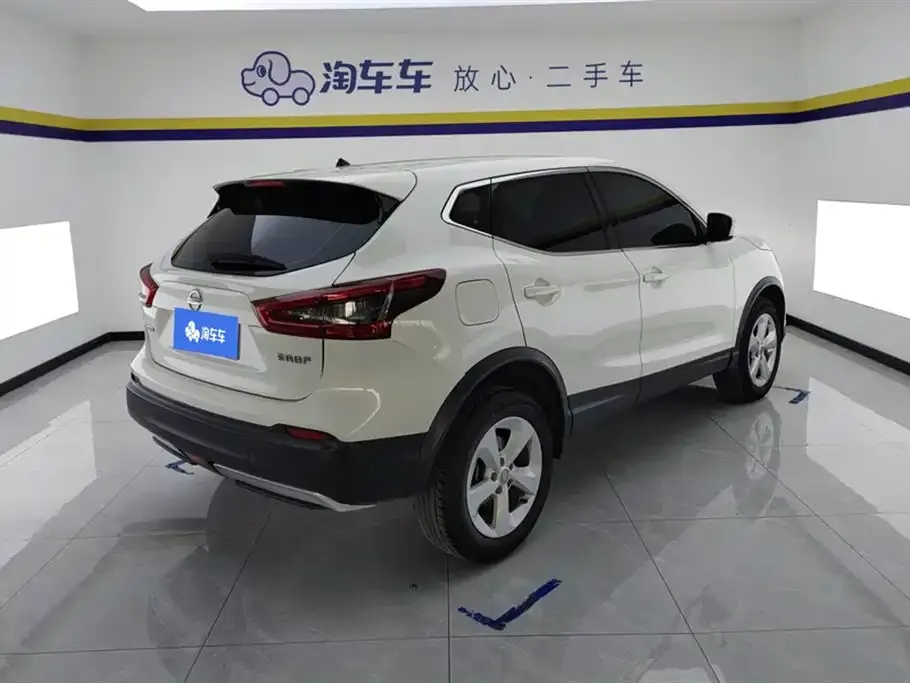 Nissan Qashqai — фото 9