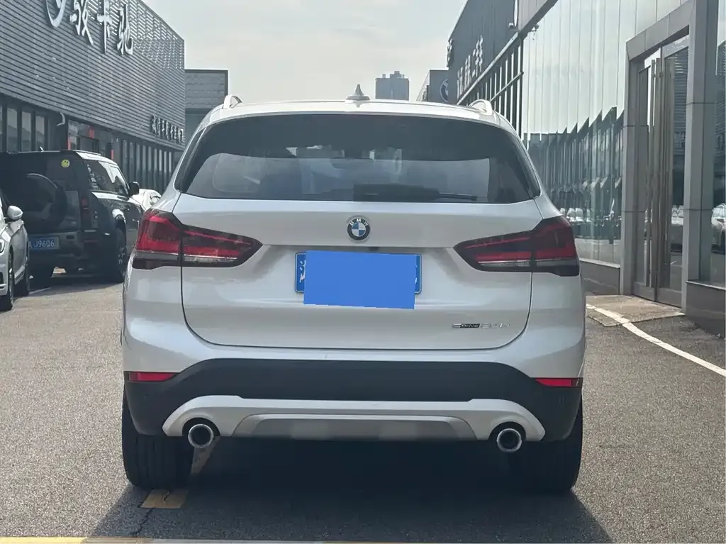 BMW X1 — фото 2