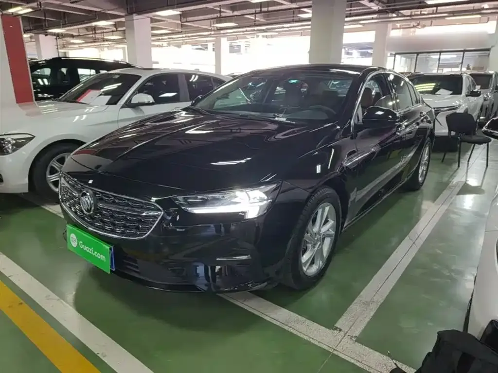 Buick Regal — фото 1