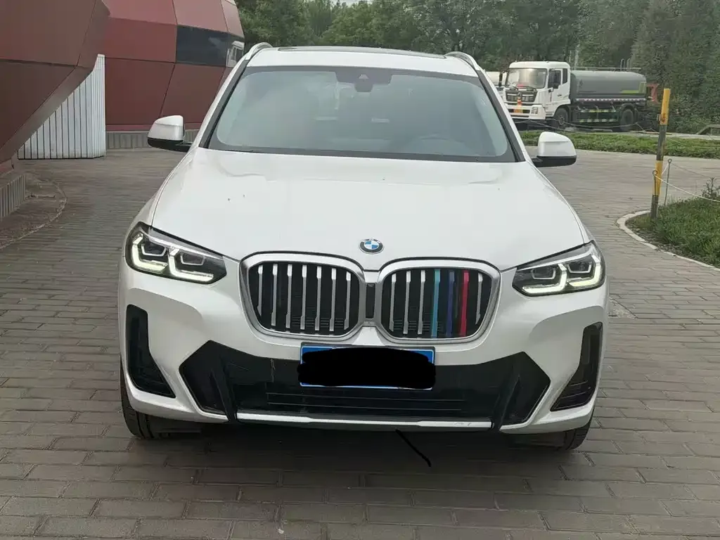 BMW X3 — фото 10