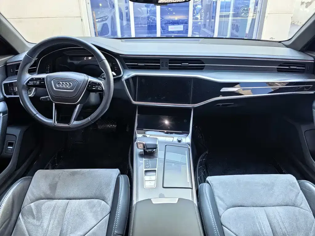 Audi A6L 2023 из CN, фото 5
