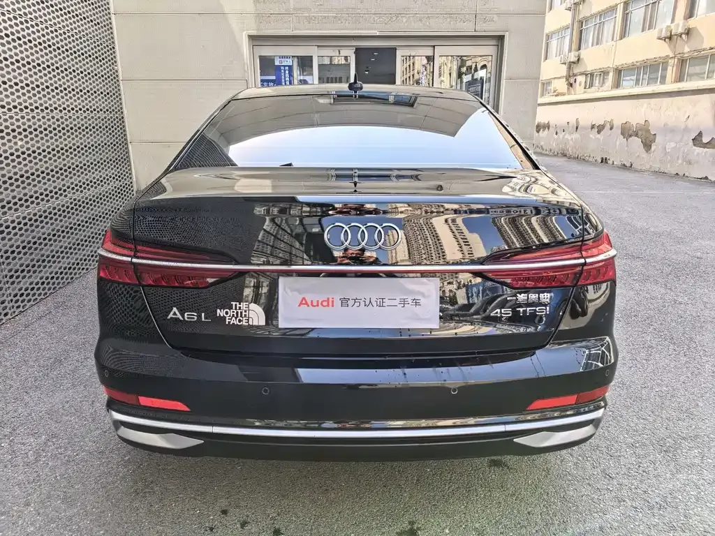 Audi A6L 2023 из CN, фото 7