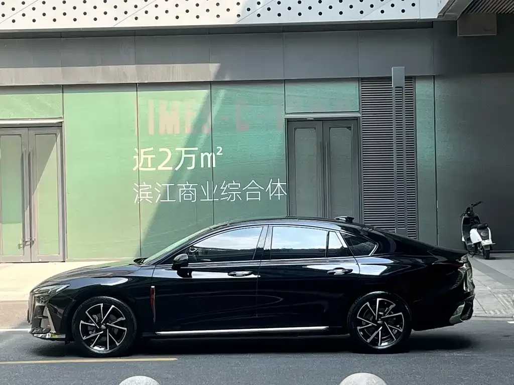 Hongqi H6 2024 из CN, фото 2