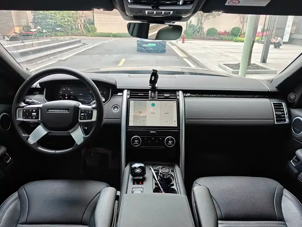 Land Rover Discovery 2024 из CN, фото 2
