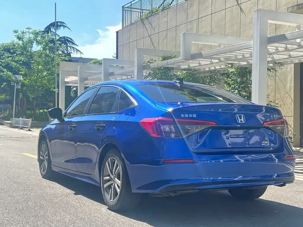 Honda Civic — фото 6