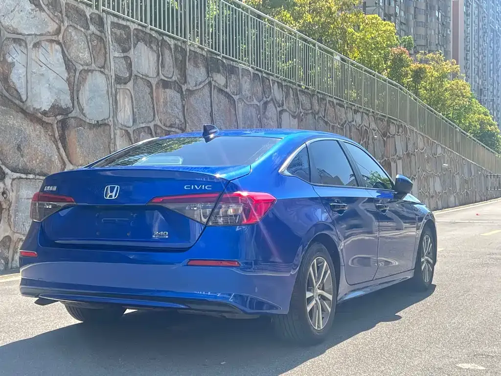 Honda Civic — фото 9