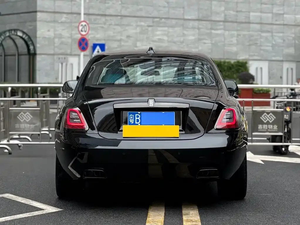 Rolls-Royce Ghost 2023 из CN, фото 3