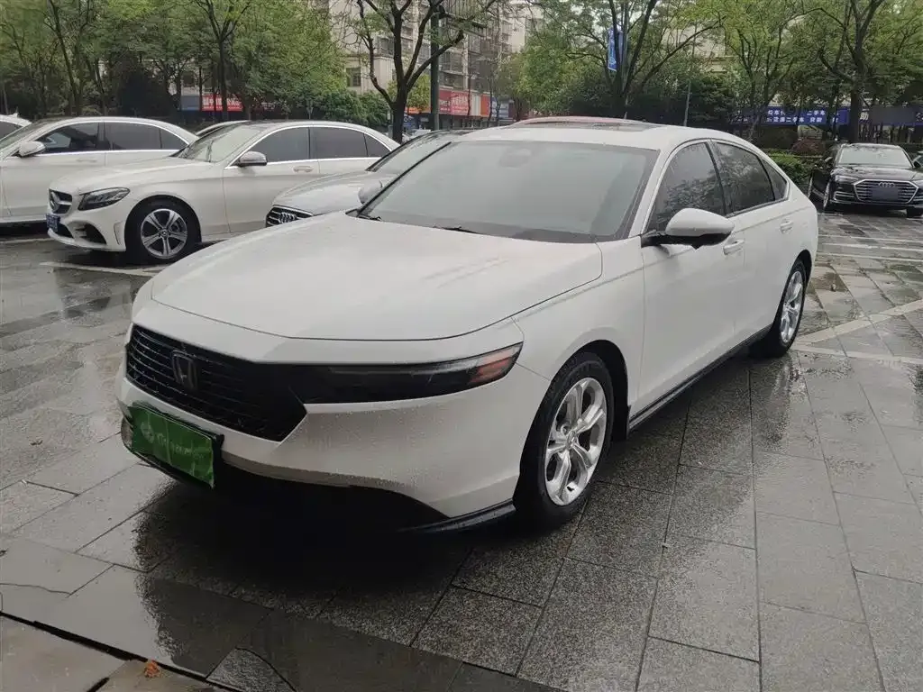Honda Accord 2023 из CN, фото 10