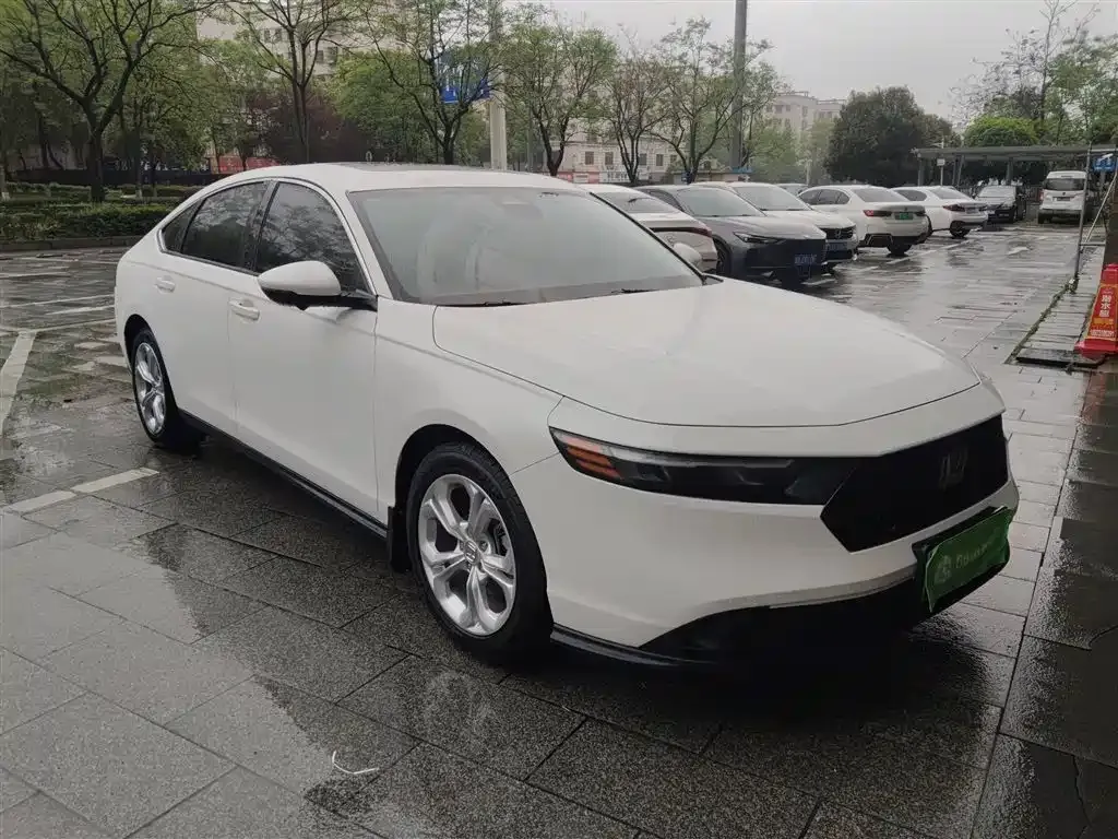 Honda Accord 2023 из CN, фото 9