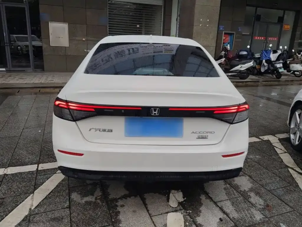 Honda Accord 2023 из CN, фото 7