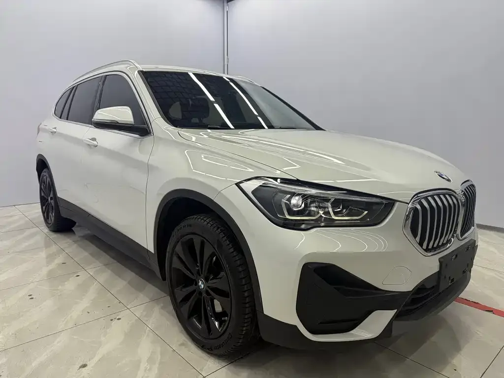 BMW X1 — фото 6