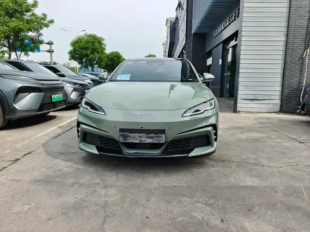 BYD Seal 06GT — фото 8