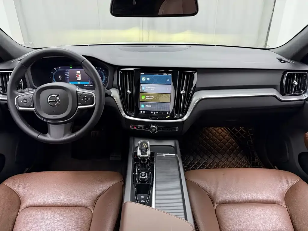 Volvo S60 2022 из CN, фото 7