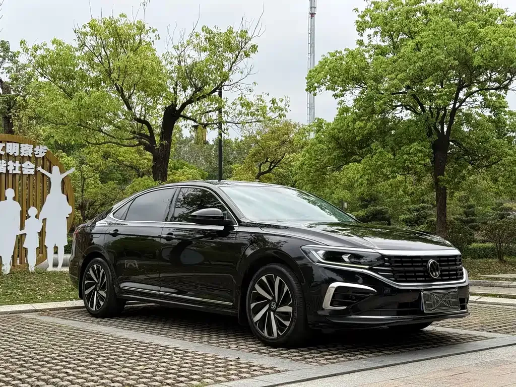 Volkswagen Passat — фото 3