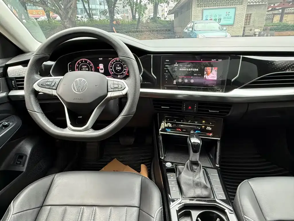 Volkswagen Passat — фото 4