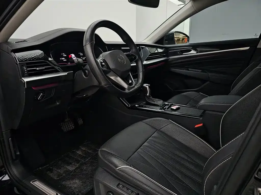 Volkswagen Passat 2022 из CN, фото 9
