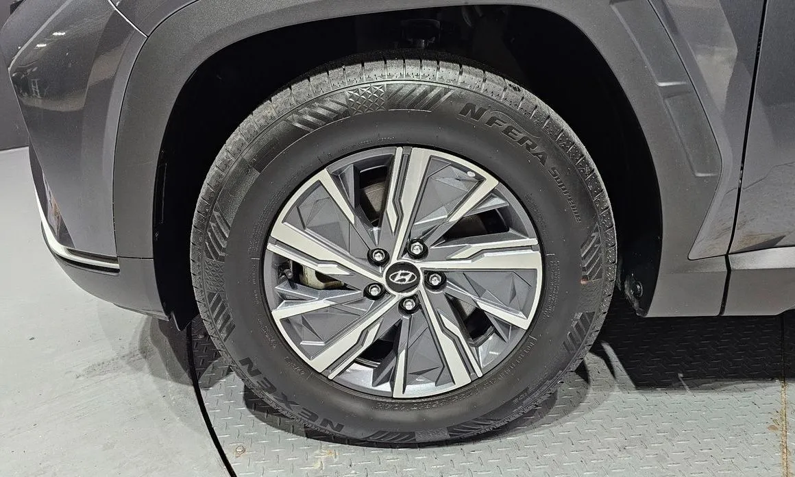 Hyundai Tucson 2023 из KR, фото 8