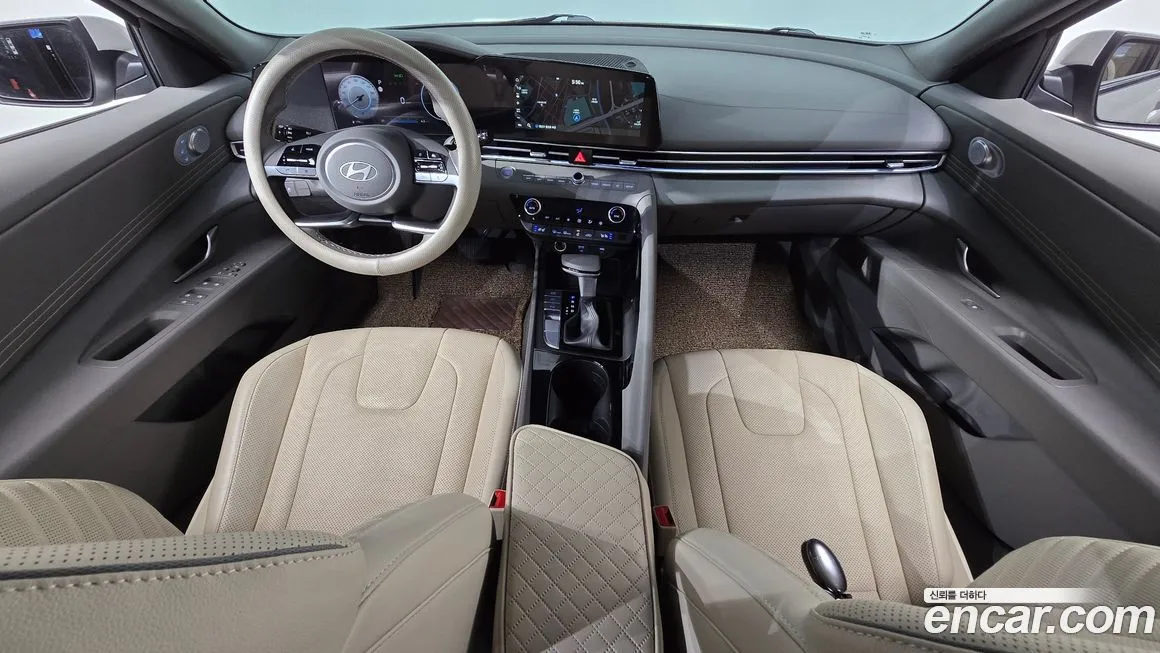 Hyundai AVANTE — фото 2