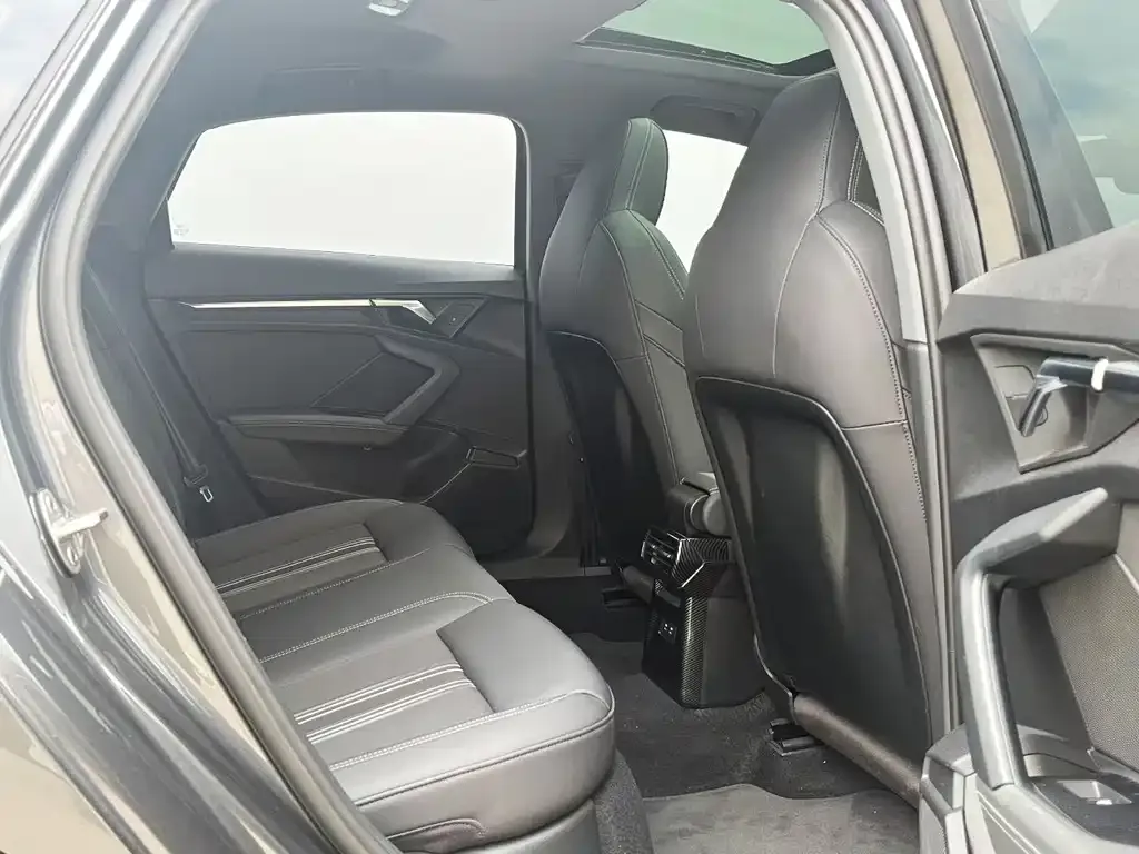 Audi A3 2022 из CN, фото 7