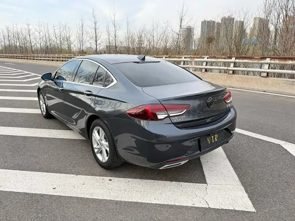 Buick Regal — фото 9