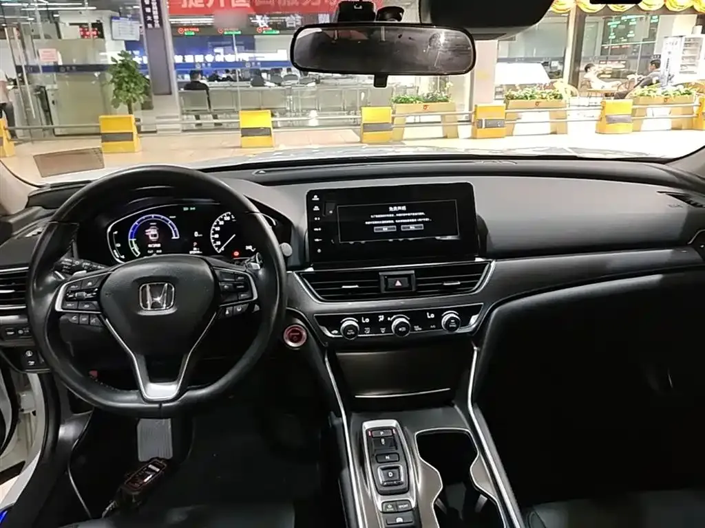 Honda Accord — фото 4