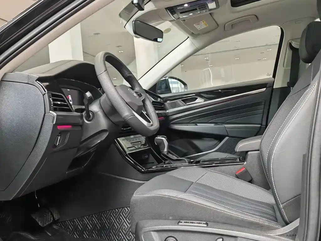 Volkswagen Passat — фото 3