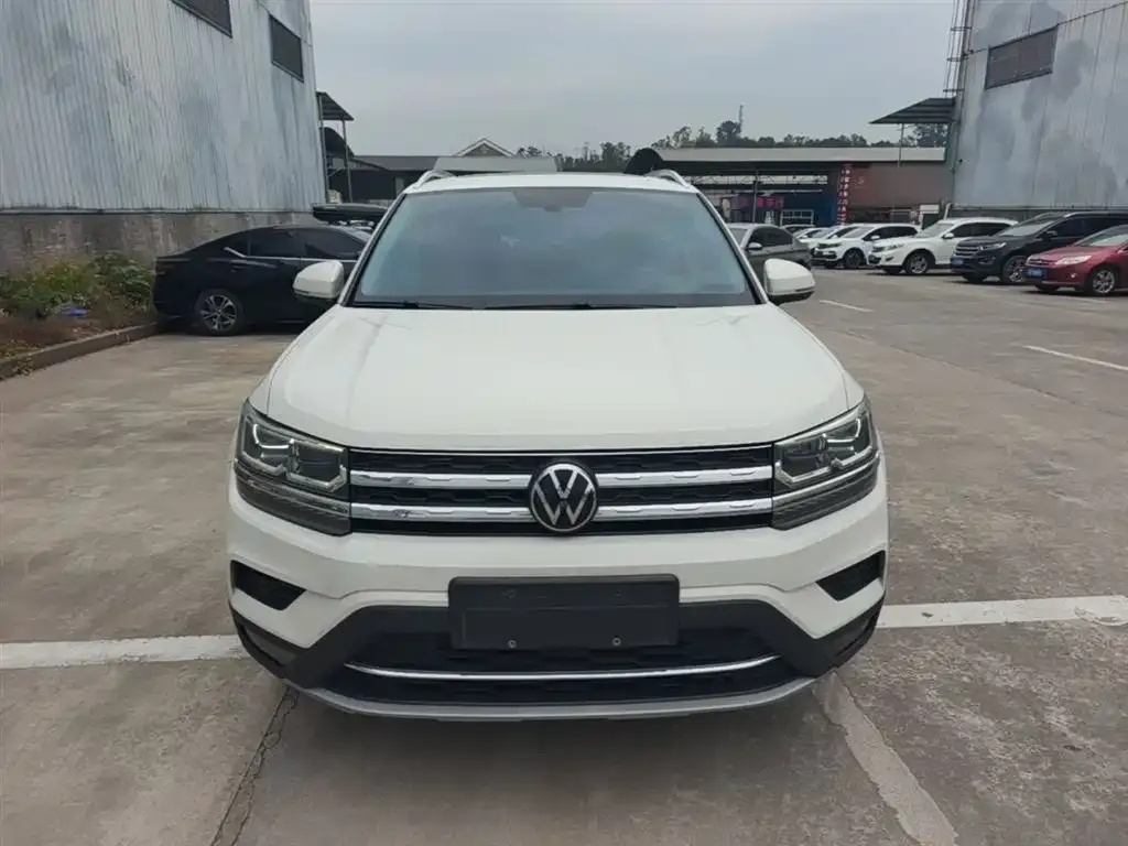 Volkswagen Tharu — фото 9