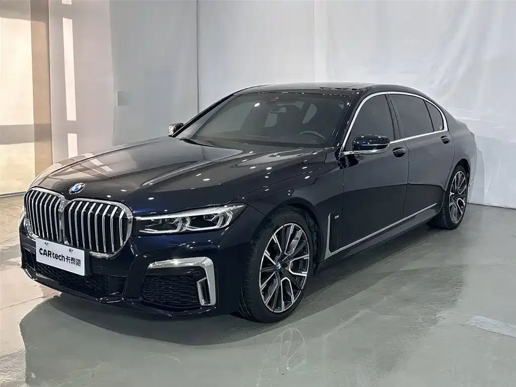 BMW 7 Series 2022 из CN, фото 4