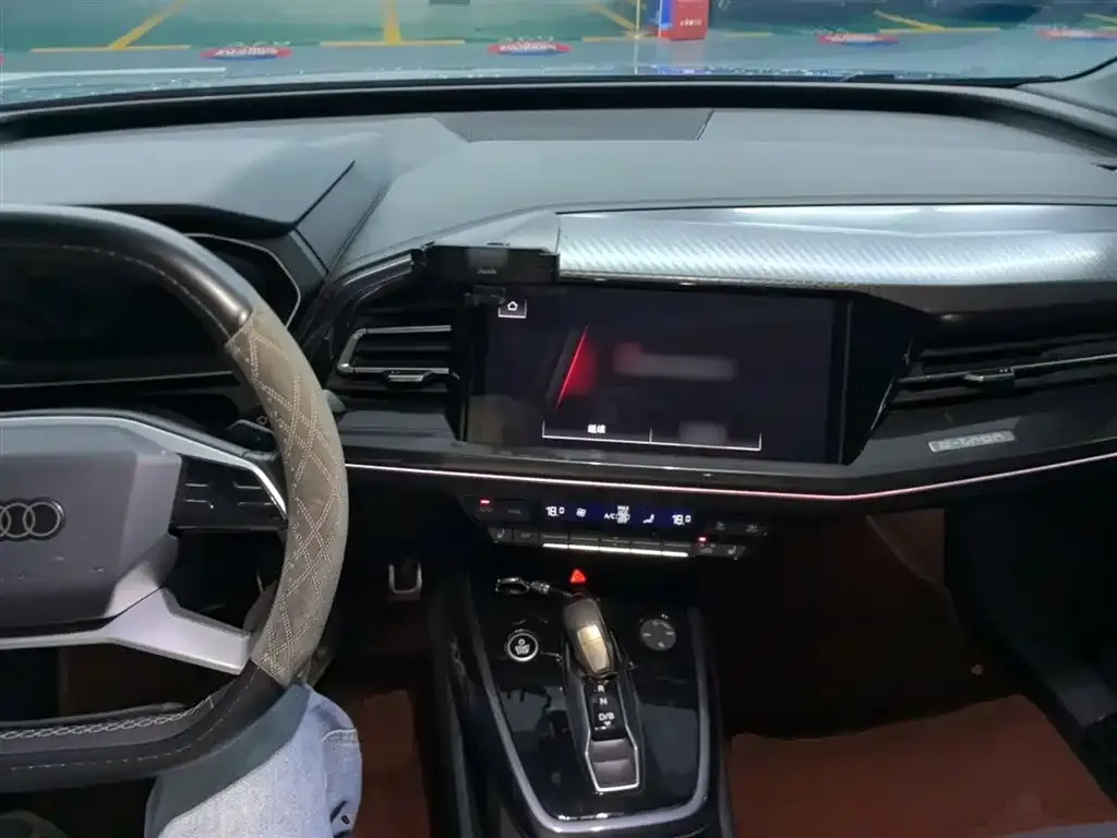 Audi Q4 e-tron 2023 из CN, фото 4