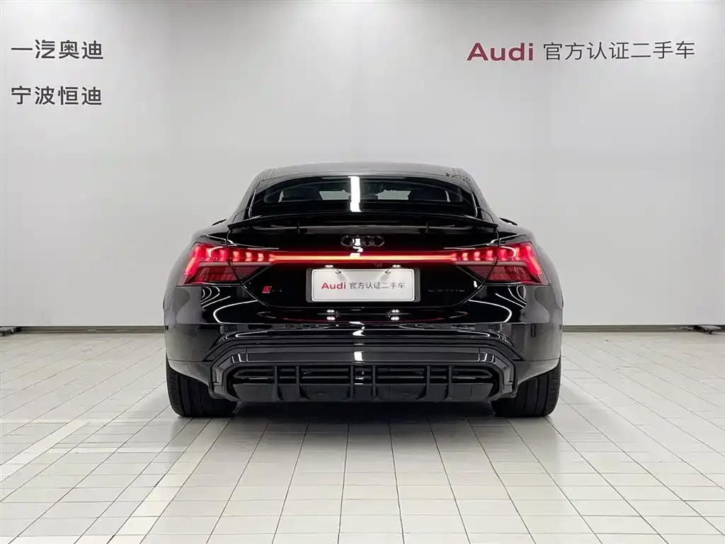 Audi RS e-tron GT 2024 из CN, фото 5