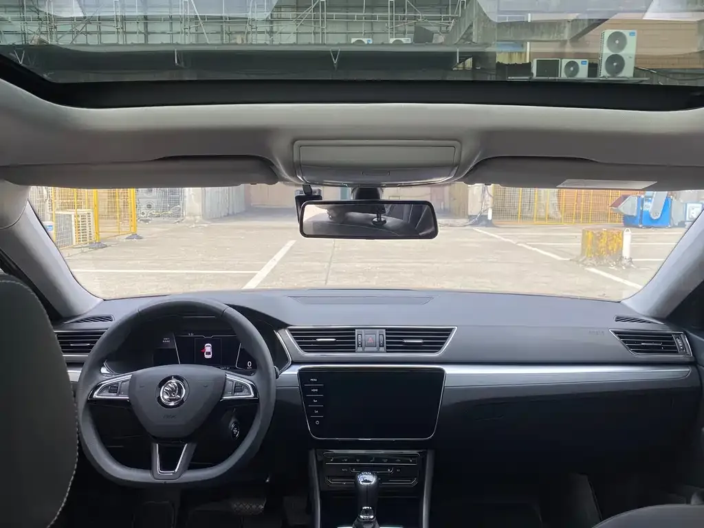 Skoda Superb 2024 из CN, фото 9