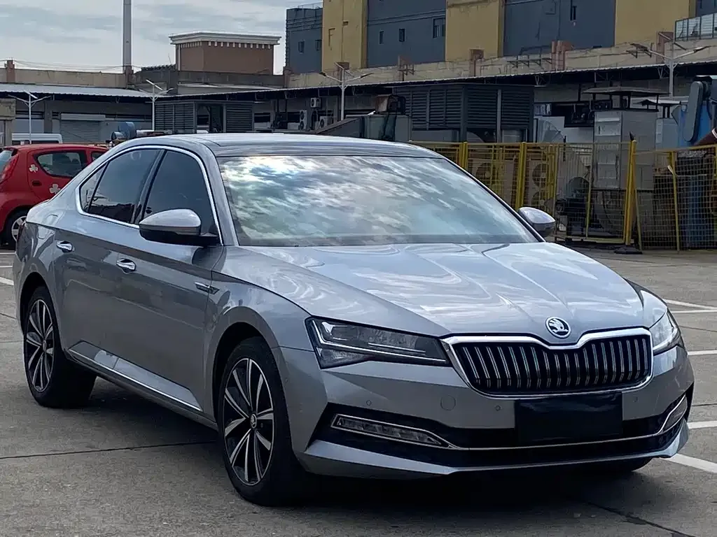 Skoda Superb 2024 из CN, фото 3