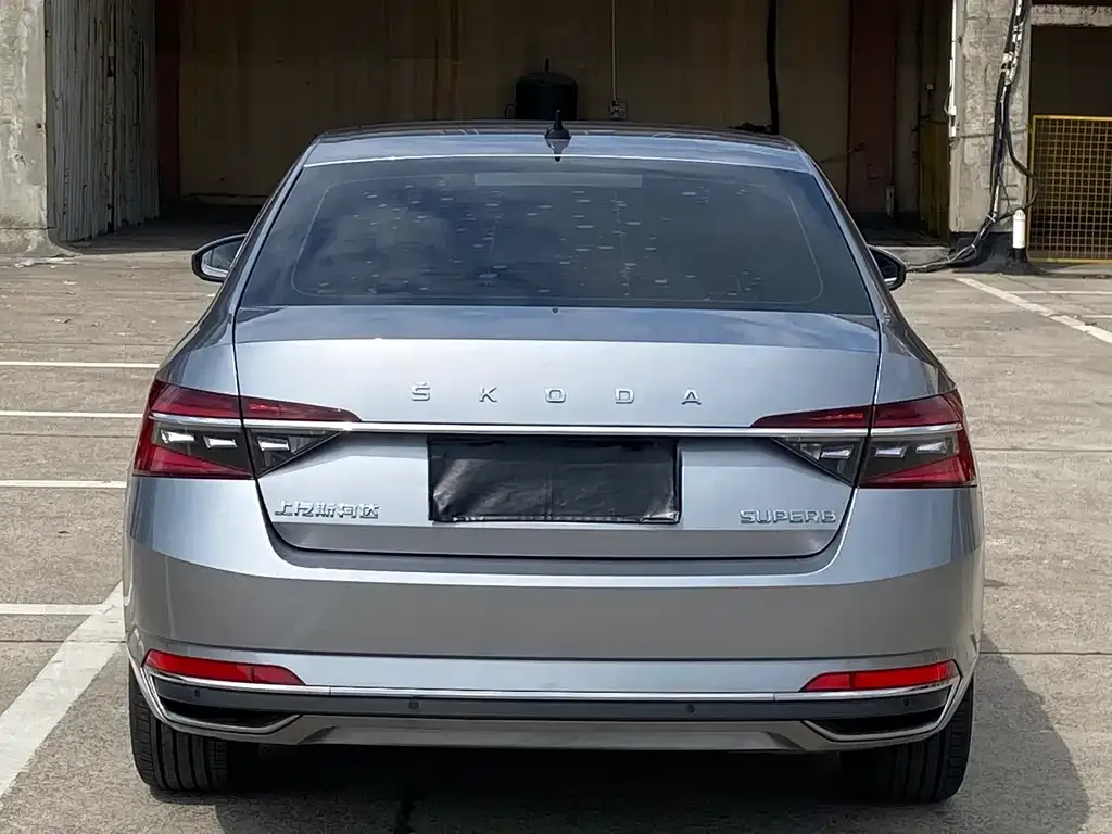 Skoda Superb 2024 из CN, фото 2