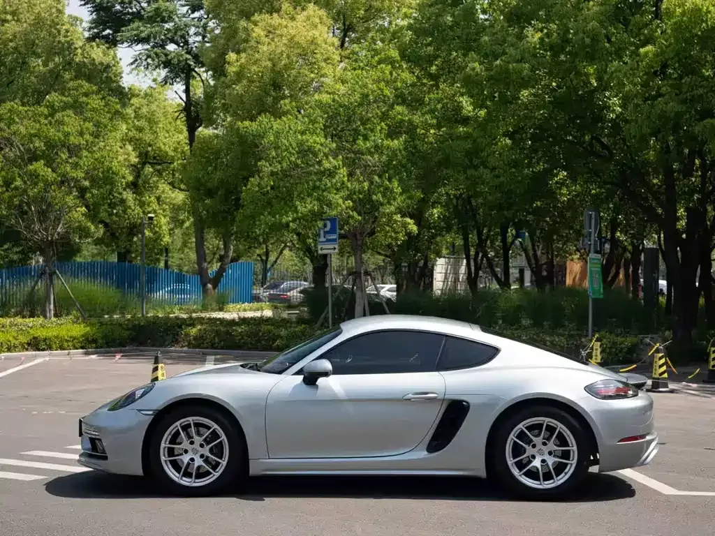 Porsche 718 2022 из CN, фото 6