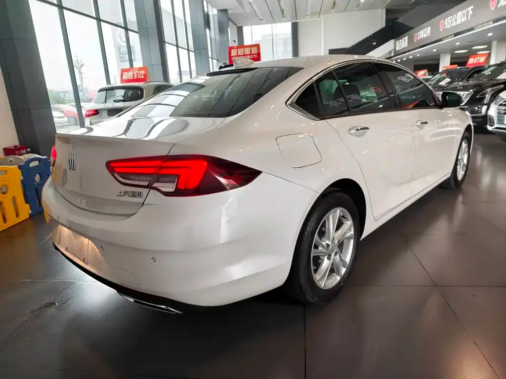 Buick Regal — фото 3