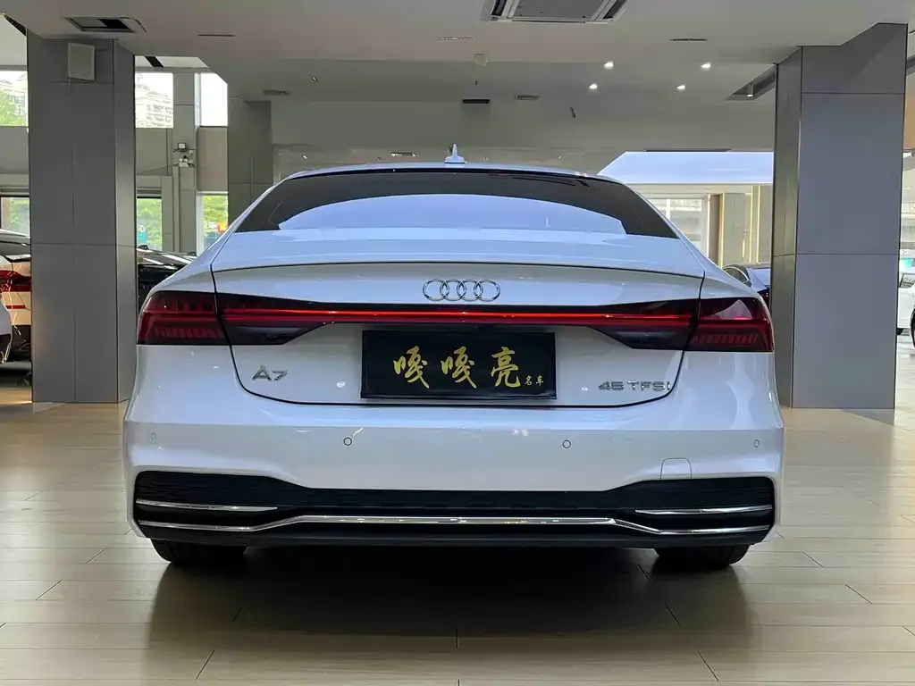 Audi A7 2021 из CN, фото 3