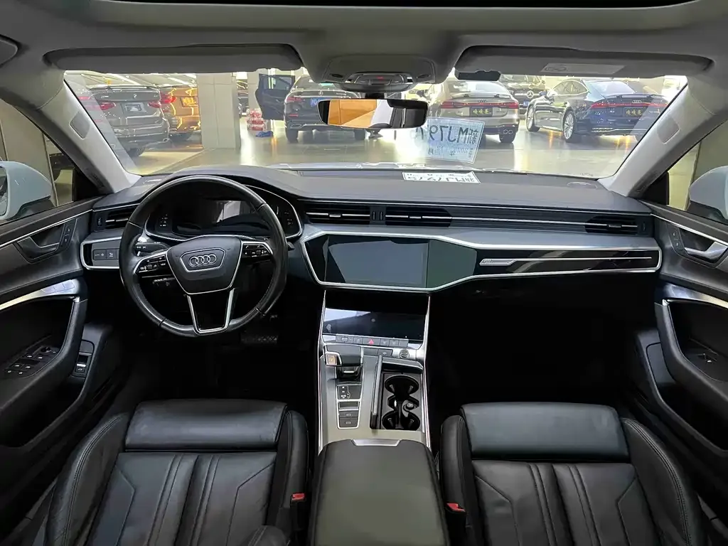 Audi A7 2021 из CN, фото 8