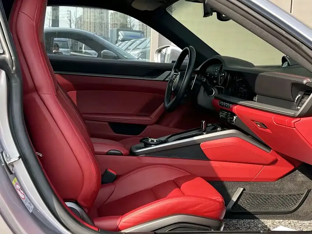 Porsche 911 2022 из CN, фото 5