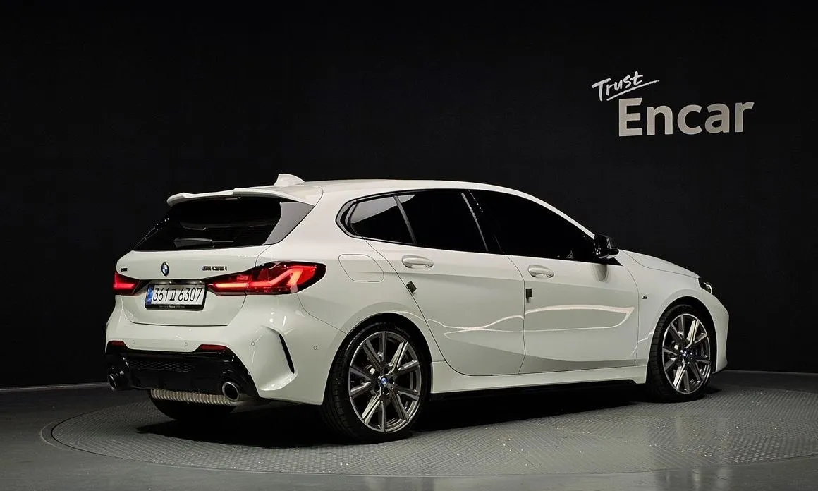BMW 1-Series 2024 из KR, фото 5