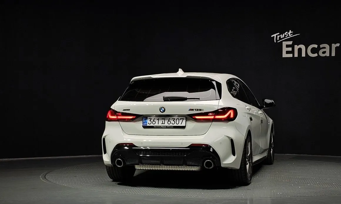 BMW 1-Series 2024 из KR, фото 3