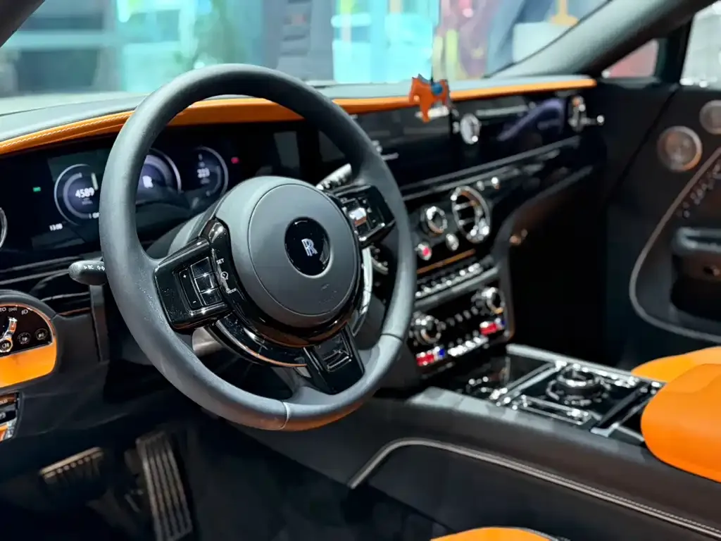 Rolls-Royce Phantom 2024 из CN, фото 5